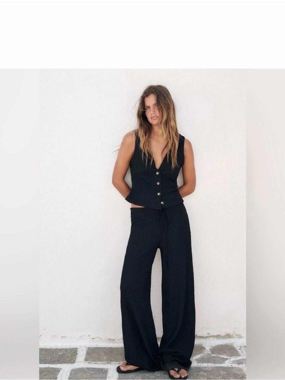 Zara black crinkle fabric set medium